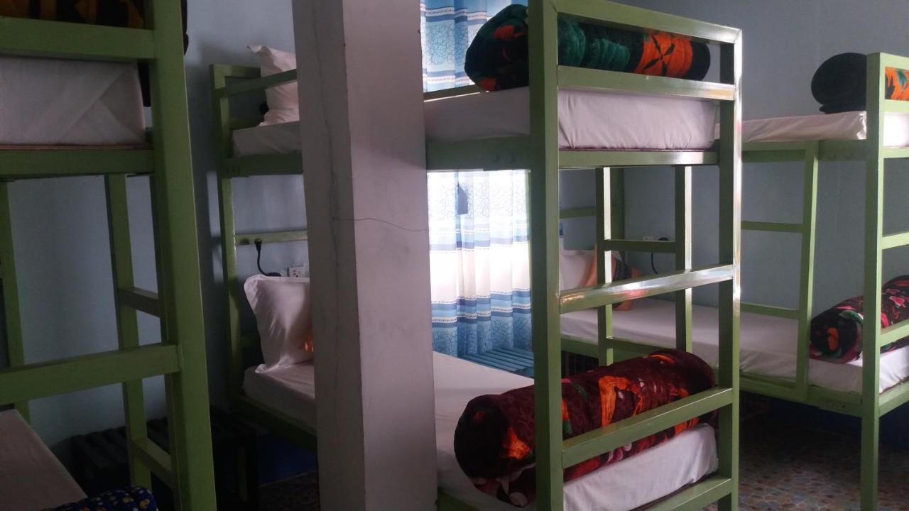 קלאו Hostel Roma Inn מראה חיצוני תמונה