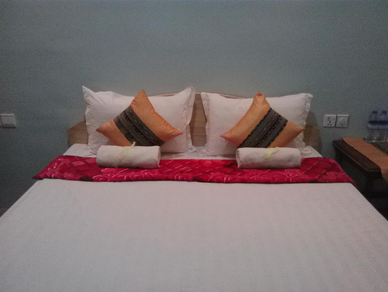 קלאו Hostel Roma Inn מראה חיצוני תמונה