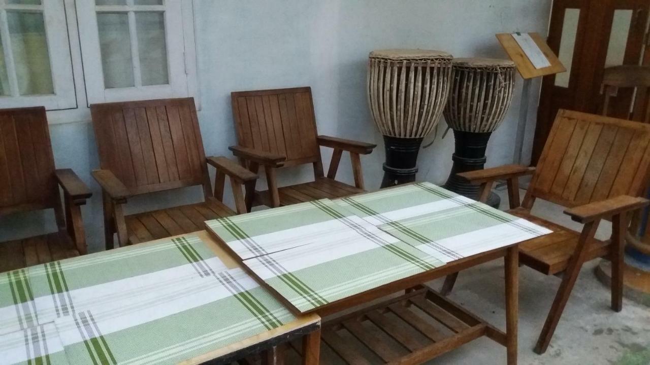 קלאו Hostel Roma Inn מראה חיצוני תמונה